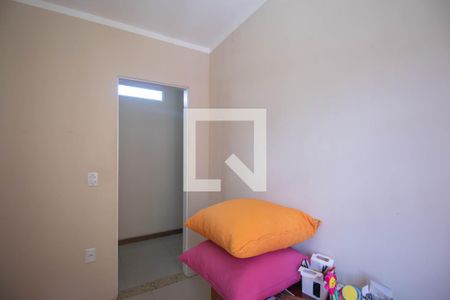 Quarto 1 de casa para alugar com 2 quartos, 120m² em Jardim Catarina, São Gonçalo