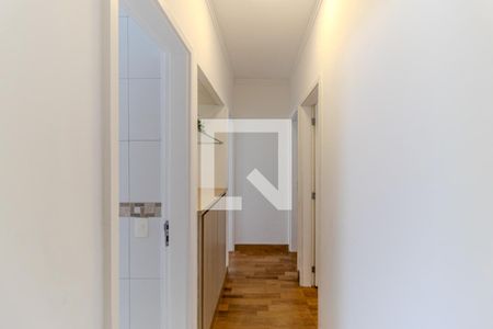 Corredor de apartamento à venda com 3 quartos, 134m² em Higienópolis, São Paulo