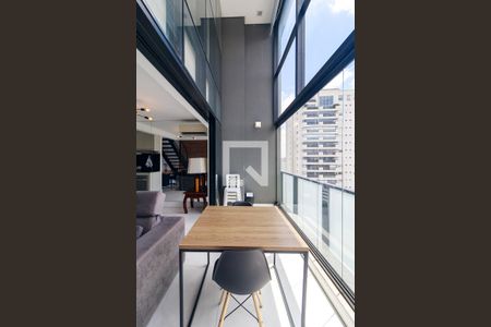 Sala de apartamento para alugar com 1 quarto, 58m² em Campo Belo, São Paulo