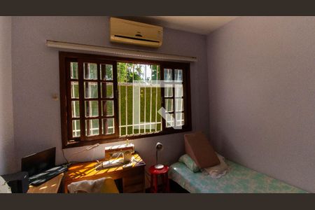 Casa à venda com 4 quartos, 200m² em São Francisco, Niterói