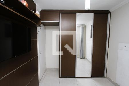 Quarto 1 de apartamento para alugar com 2 quartos, 44m² em Camargos, Belo Horizonte