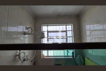 Banheiro de casa à venda com 4 quartos, 200m² em Jardim Ipanema, Santo André