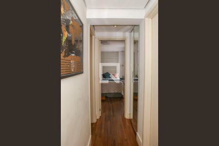 Corredor de apartamento para alugar com 2 quartos, 86m² em Lapa, São Paulo