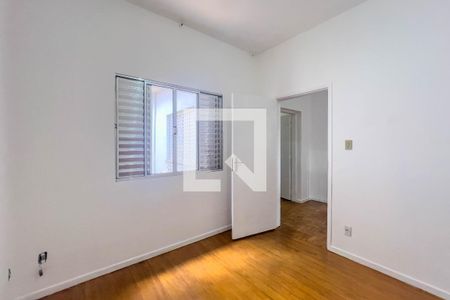 Quarto 2 de casa para alugar com 3 quartos, 101m² em Vila Monumento, São Paulo