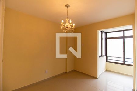 Apartamento para alugar com 4 quartos, 114m² em Icaraí, Niterói