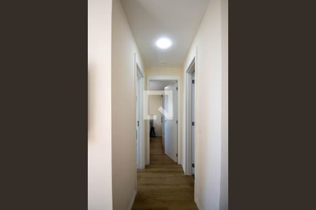 Corredor de apartamento à venda com 2 quartos, 44m² em Jardim Monte Alegre, Taboão da Serra
