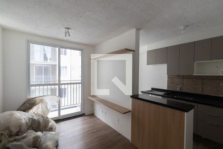 Sala e Cozinha de apartamento para alugar com 2 quartos, 44m² em Jardim America da Penha, São Paulo