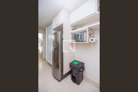 Cozinha de apartamento à venda com 2 quartos, 93m² em Vila Madalena, São Paulo
