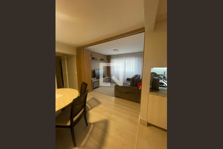 Sala de apartamento à venda com 2 quartos, 93m² em Vila Madalena, São Paulo