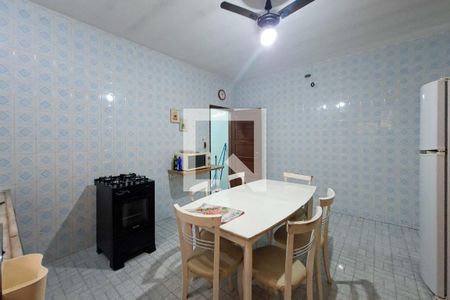 Cozinha  de casa para alugar com 2 quartos, 200m² em Guilhermina, Praia Grande