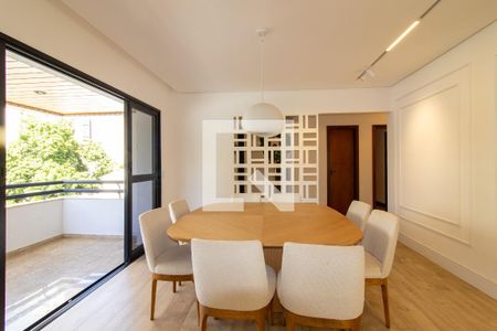 Sala de apartamento à venda com 5 quartos, 240m² em Cambuí, Campinas