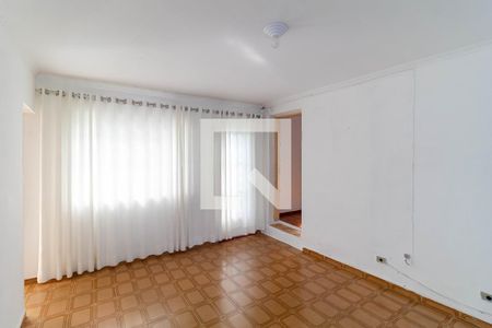 Sala de casa para alugar com 1 quarto, 40m² em Vila Darli, São Paulo