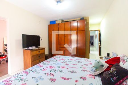 Casa para alugar com 3 quartos, 106m² em Vila Carmosina, São Paulo