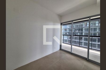 Quarto  de apartamento para alugar com 2 quartos, 84m² em Recreio dos Bandeirantes, Rio de Janeiro