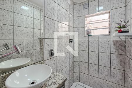 Lavabo de casa para alugar com 2 quartos, 90m² em Jardim Las Vegas, São Bernardo do Campo