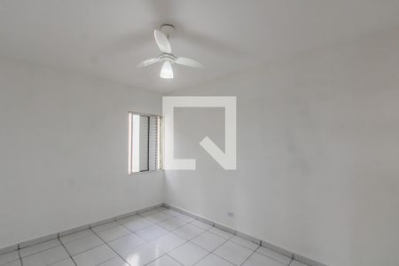 Quarto 1 de casa para alugar com 2 quartos, 70m² em Vila Paranagua, São Paulo