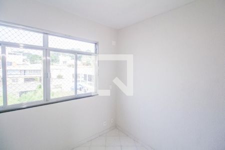 Quarto 2 de apartamento para alugar com 2 quartos, 127m² em Vila Valqueire, Rio de Janeiro