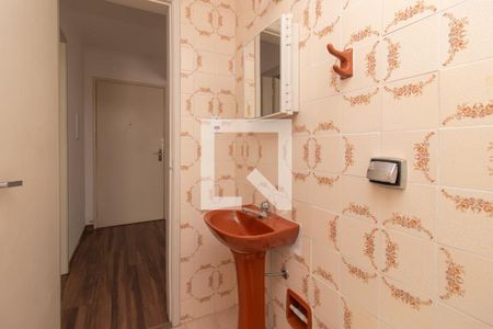 Banheiro de apartamento para alugar com 1 quarto, 50m² em Azenha, Porto Alegre