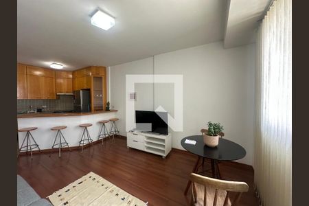 Sala de apartamento para alugar com 1 quarto, 57m² em Alphaville, Barueri