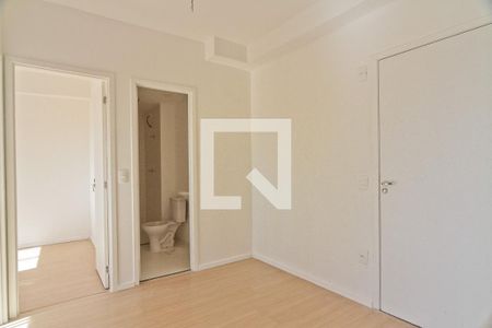 Sala e cozinha de apartamento para alugar com 2 quartos, 28m² em Jardim Jaragua (sao Domingos), São Paulo