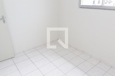 Quarto 2 de apartamento para alugar com 2 quartos, 55m² em Paciência, Rio de Janeiro