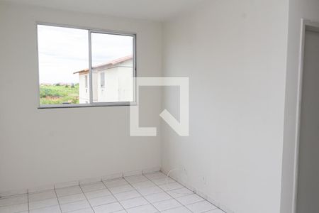 Sala de apartamento para alugar com 2 quartos, 55m² em Paciência, Rio de Janeiro