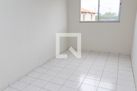 Sala de apartamento para alugar com 2 quartos, 55m² em Paciência, Rio de Janeiro
