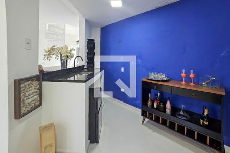 Sala de casa para alugar com 5 quartos, 420m² em Balneario Cidade Atlantica, Guarujá