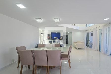Sala de casa para alugar com 5 quartos, 420m² em Balneario Cidade Atlantica, Guarujá