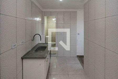 Cozinha de apartamento para alugar com 1 quarto, 30m² em Jardim Vera Cruz(zona leste), São Paulo