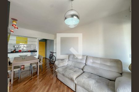 Sala/Cozinha de apartamento à venda com 2 quartos, 70m² em Vila Ipojuca, São Paulo