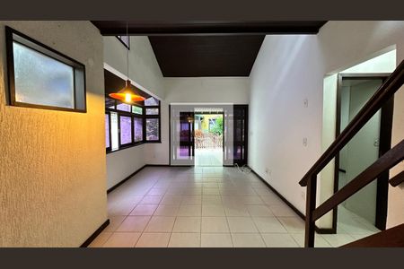 Sala de casa de condomínio à venda com 3 quartos, 150m² em Vargem Grande, Rio de Janeiro