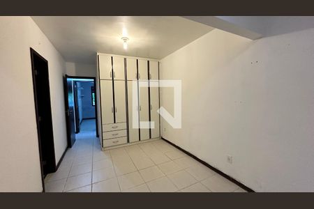 Quarto 2 de casa de condomínio à venda com 3 quartos, 150m² em Vargem Grande, Rio de Janeiro
