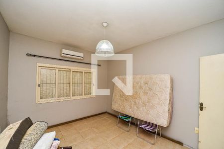 Quarto 1 de casa à venda com 4 quartos, 197m² em Jardim Itu, Porto Alegre
