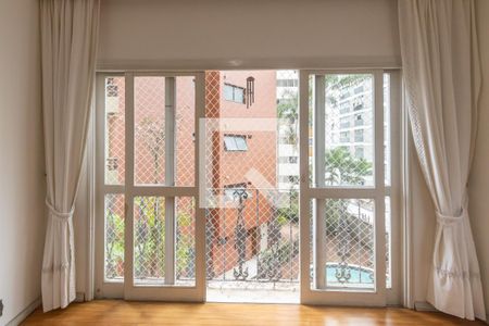 Sala de apartamento para alugar com 4 quartos, 90m² em Itaim Bibi, São Paulo