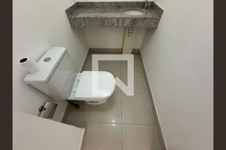 Lavabo de apartamento para alugar com 3 quartos, 107m² em Empresarial 18 do Forte, Barueri