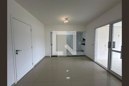 Sala de apartamento para alugar com 3 quartos, 107m² em Empresarial 18 do Forte, Barueri