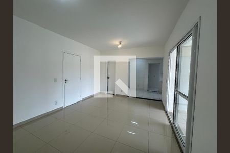 Sala de apartamento para alugar com 3 quartos, 107m² em Empresarial 18 do Forte, Barueri