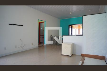 Sala  de casa à venda com 3 quartos, 380m² em Vila Nova, Porto Alegre