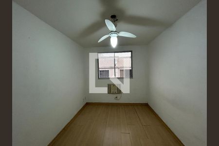 Quarto 2 de apartamento para alugar com 2 quartos, 44m² em Guadalupe, Rio de Janeiro