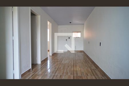 Sala / cozinha  de casa para alugar com 2 quartos, 50m² em Hípica, Porto Alegre