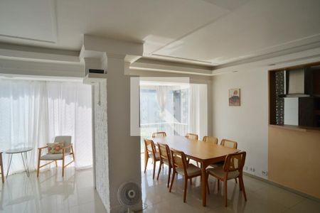 Sala de apartamento para alugar com 3 quartos, 190m² em Barra da Tijuca, Rio de Janeiro