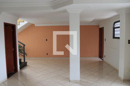 Sala de casa para alugar com 4 quartos, 558m² em Santa Genoveva, Goiânia