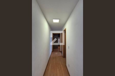 Corredor  de apartamento para alugar com 2 quartos, 43m² em Parque Industrial, Campinas