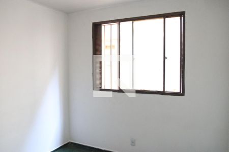 Quarto 02 de apartamento para alugar com 2 quartos, 60m² em Setor Goiânia 2, Goiânia