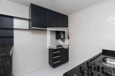 Cozinha de casa de condomínio para alugar com 2 quartos, 60m² em Tremembé, São Paulo