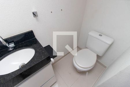 Lavabo de casa de condomínio para alugar com 2 quartos, 60m² em Tremembé, São Paulo