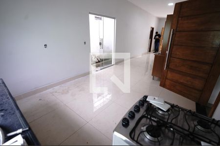 Casa para alugar com 3 quartos, 250m² em Aeroviario, Goiânia