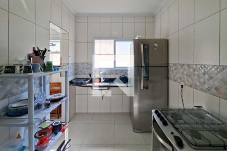 Cozinha  de casa de condomínio para alugar com 2 quartos, 68m² em Jardim Imperador, Praia Grande