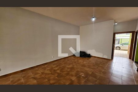 Sala 1 de casa para alugar com 4 quartos, 420m² em Setor Bueno, Goiânia